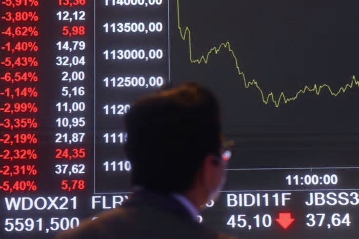 Ibovespa dispara mais de 3% após Trump suspender tarifas, com exceção de China