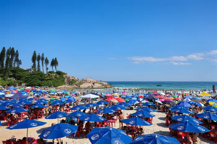 Turismo em SC cresce quase 14% em um ano e consolida um dos maiores crescimentos nacionais do setor