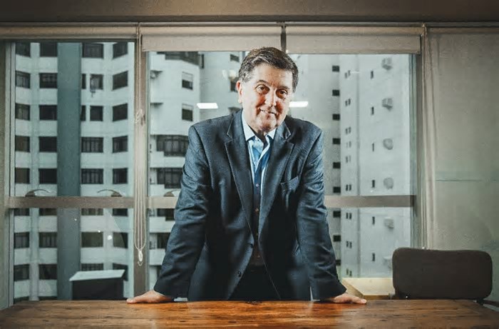 Topázio Neto, de Floripa: A política precisa de mais empresários com visão de gestão