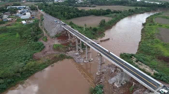 EGR concluiu trabalhos na nova ponte sobre Rio Forqueta. (Fotos: Wesley Santos / EGR)