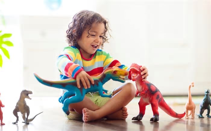 Crianças que amam dinossauros têm mais chances de desenvolver essas 5 habilidades na vida adulta