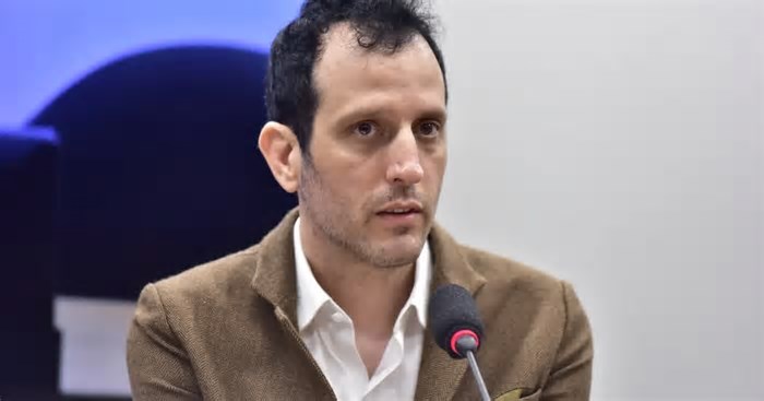 Ex-CEO do Hurb é preso após furtar obras de arte e tentar fugir de policiais no RJ