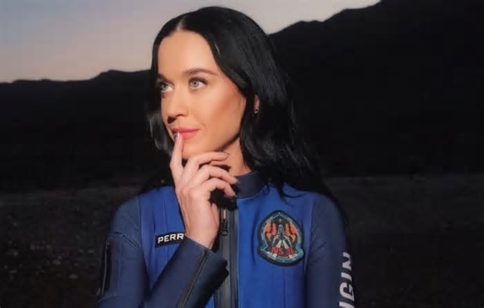 Saiba quanto custou viagem de Katy Perry ao espaço