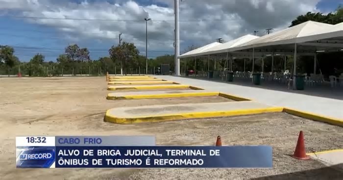 Alvo de briga judicial, terminal de ônibus de turismo de Cabo Frio (RJ) é reformado
