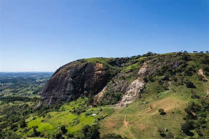 Vila no município de Senhora dos Remédios tem despontado como destino de ecoturismo