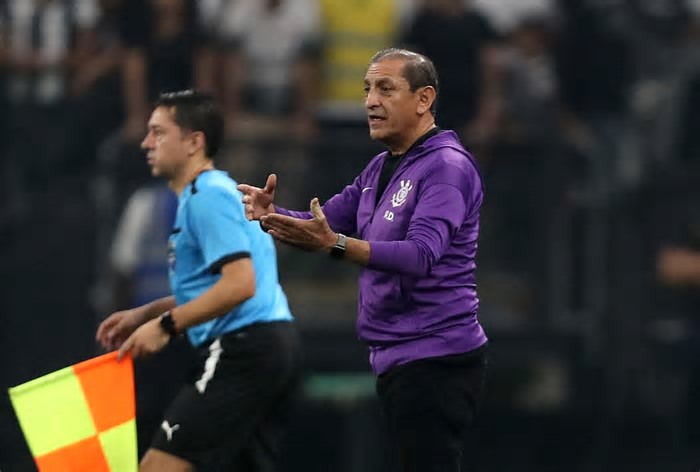 Brasileirão tem 5 técnicos demitidos em 6 rodadas; veja quem podem ser os próximos
