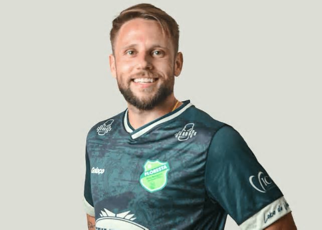Floresta anuncia meio campistas e promete elenco encorpado para Série C