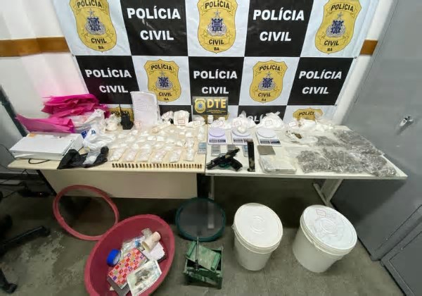 Polícia Civil desarticula laboratório de drogas e prende quatro suspeitos na Bahia