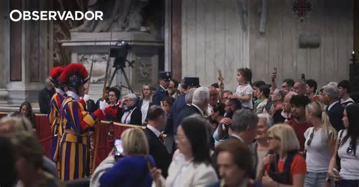 Reforço de polícias, vigilância apertada e tecnologia de ponta. Como se prepara a segurança do funeral do Papa e do Conclave