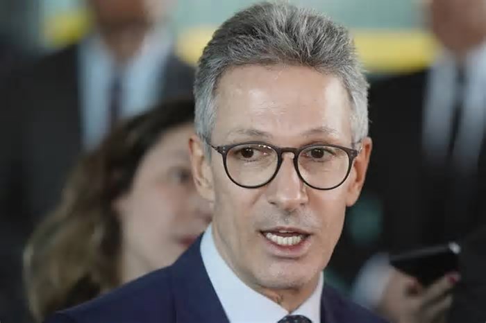 Zema pede união de governadores de direita visando campanha de 2026