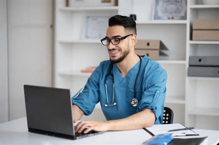 Empreendedorismo na saúde: médicos buscam formação além da clínica