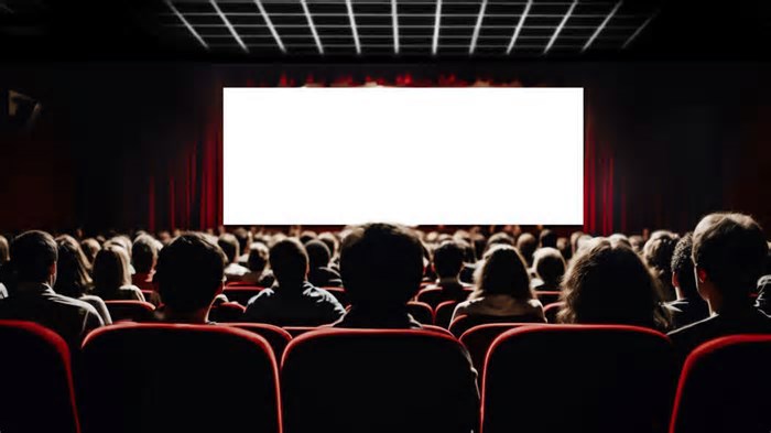 Público 60+ é foco de sessões gratuitas de cinema; saiba mais