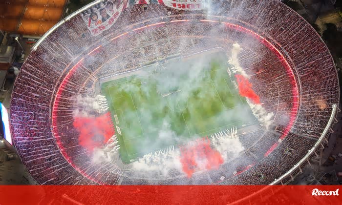 Com presença 'portuguesa', superclássico entre River e Boca vai bater recorde de assistência