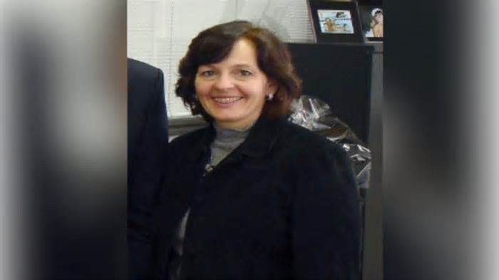 Justiça condena ex-prefeita de Campos do Jordão por decoração de Natal sem licitação