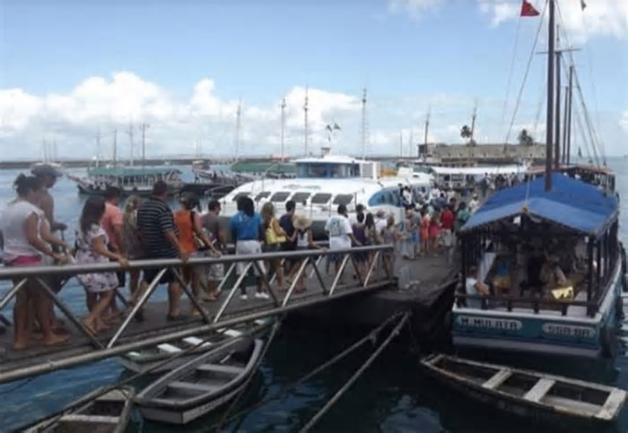 Travessias de Mar Grande e Morro de São Paulo registram movimento de embarque tranquilo