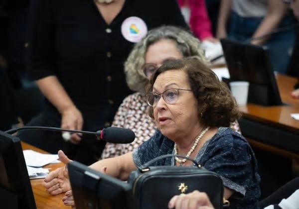 PSB realiza Congresso Estadual e reforça enfrentamento à extrema-direita