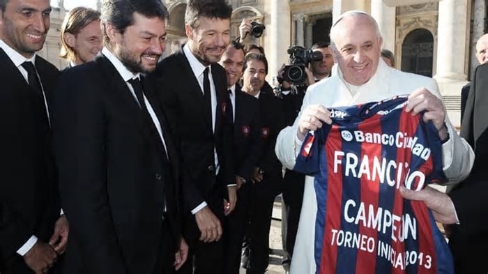 Papa Francisco supera astro de Hollywood e tinha relação íntima com San Lorenzo