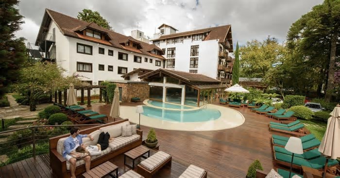 Atrações incluem o Mini Mundo, em Gramado, e o Wine Bus, em Garibaldi