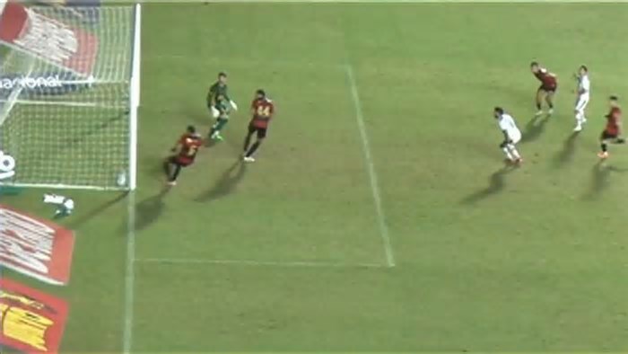 Por que o Brasileirão nao tem tecnologia na linha do gol como a Premier League?