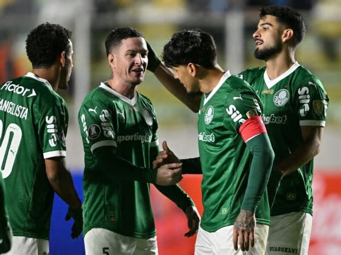 Veteranos brilham marcando gols nos torneios sul-americanos