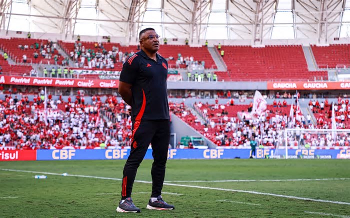 AO VIVO: Assista à coletiva de Roger Machado, do Internacional