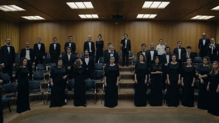 Coro (2025)