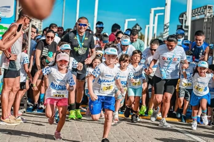 Inclusão: cearenses participaram da Corrida Autismo Run na Praia de Iracema