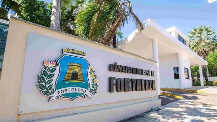 Câmara de Vereadores de Fortaleza homenageia centenário de Edson Queiroz em sessão solene
