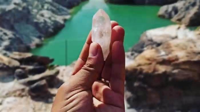 Cidadezinha do interior tem a maior reserva de cristal para extração do mundo