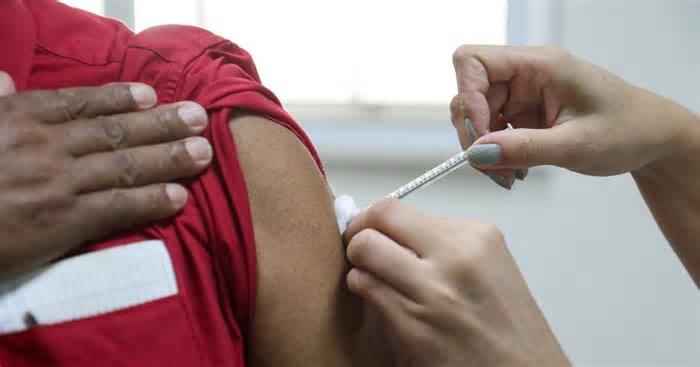 Campanha nacional de vacinação contra gripe começa nesta segunda-feira, 7; confira grupo prioritário