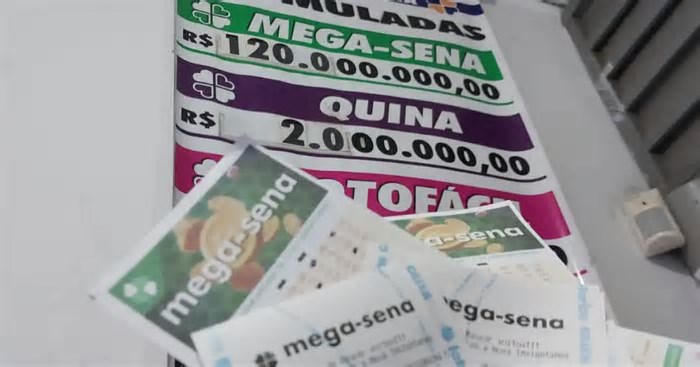 Mega-Sena tem mudanças nos sorteios em razão do feriado; veja