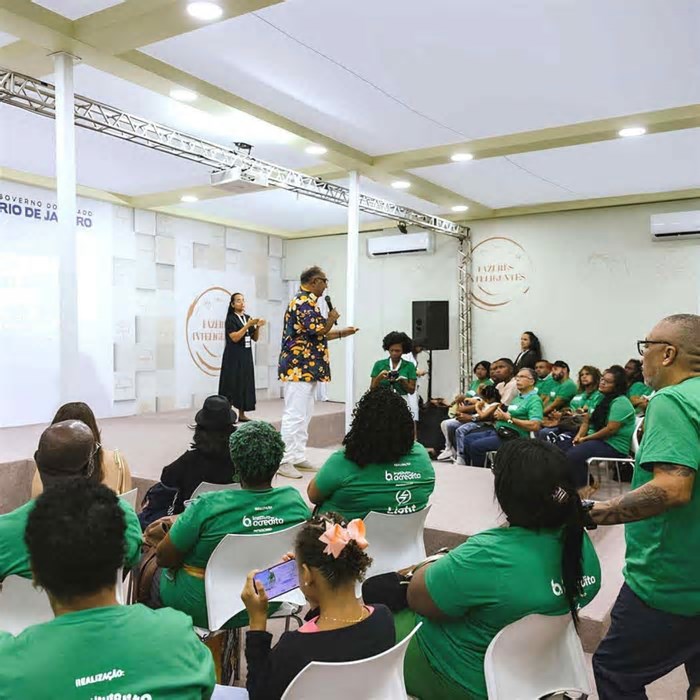 Empreendedores são certificados durante a Rio Artes