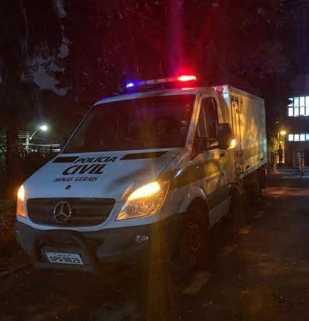 Tiroteio em bar deixa idoso morto e mulher ferida na Grande BH