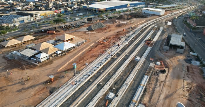 Governo autoriza obras na Estação Calçada e novas intervenções no VLT em Salvador