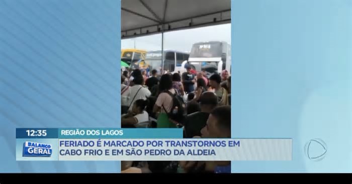 Turistas enfrentam problemas de infraestrutura na Região dos Lagos (RJ)