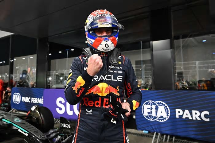 Verstappen comemora pole, mas prevê que será duro vencer GP da Arábia Saudita