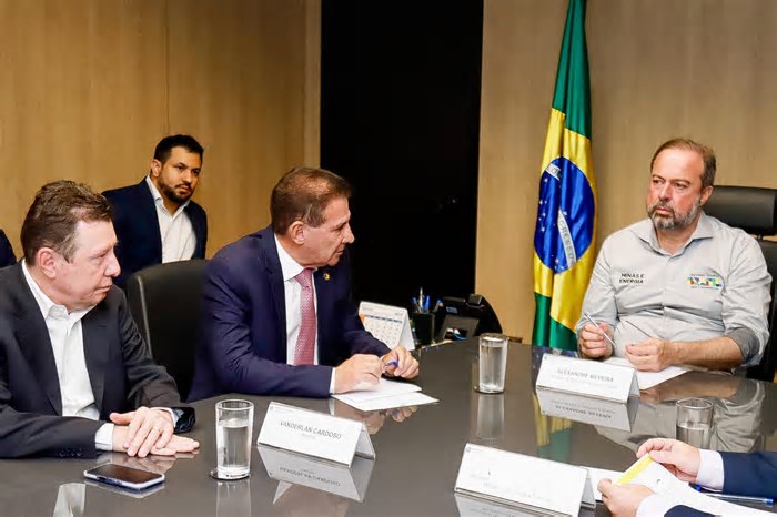 Vanderlan e Nelto avançam por energia no Vale do Araguaia