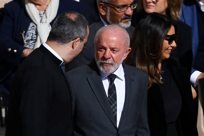 “Papa Francisco fez história ao combater desigualdades”, diz Lula, no Vaticano