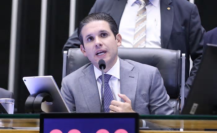 Motta indica votação do PL da reciprocidade na Câmara em resposta a tarifaço dos Estados Unidos