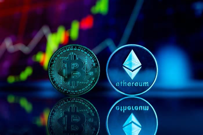 Bitcoin e demais criptomoedas aprofundam perdas com derrocada nos ativos de risco