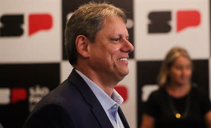 Tarcísio defende alívio tributário para proteger SP de impacto da guerra comercial entre EUA e China