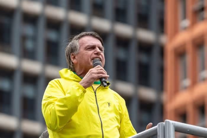 Giro pelo Nordeste de Bolsonaro é adiado por cirurgia e pós-operatório