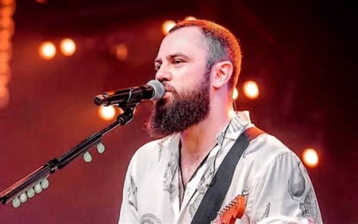 Sertanejo Mateus, da dupla com Jorge, passa por cirurgia de emergência e cancela participação em shows