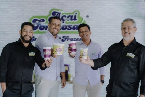 Empreendedores transformam quiosque de açaí em rede com 126 lojas