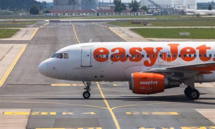easyJet assinala 10.º aniversário de base no Porto com oferta de descontos