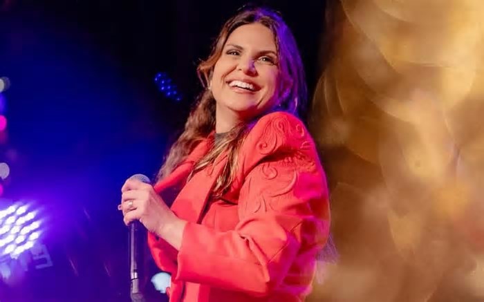 Aline Barros fará show gratuito na Bahia na próxima segunda (14)