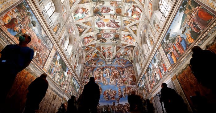 Vaticano fecha Capela Sistina ao público e inicia preparativos para o conclave