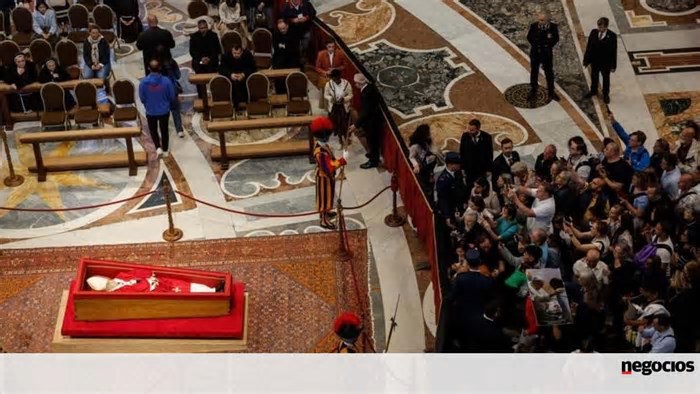 Conclave para decidir próximo Papa marcado para 7 de maio