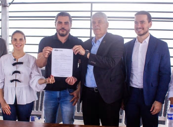THIAGO FLORES: Ariquemes Avança com Assinatura da Ordem de Serviço para Construção do Aeroporto