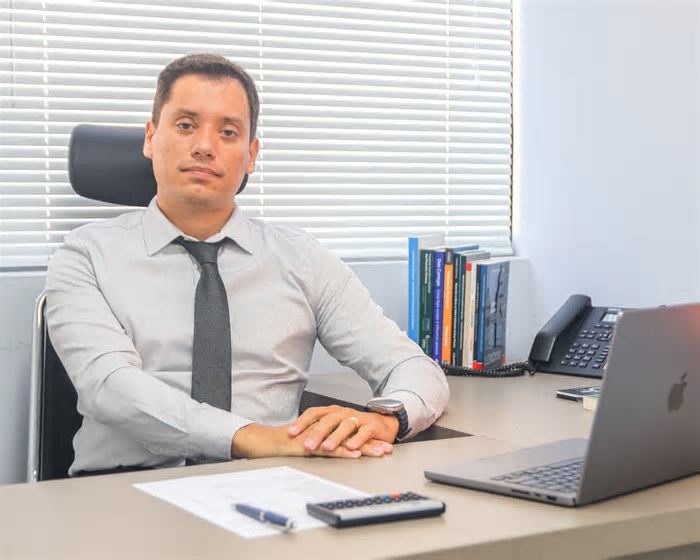 Seguro de vida para empresas inclui médico online 24h para funcionários e familiares